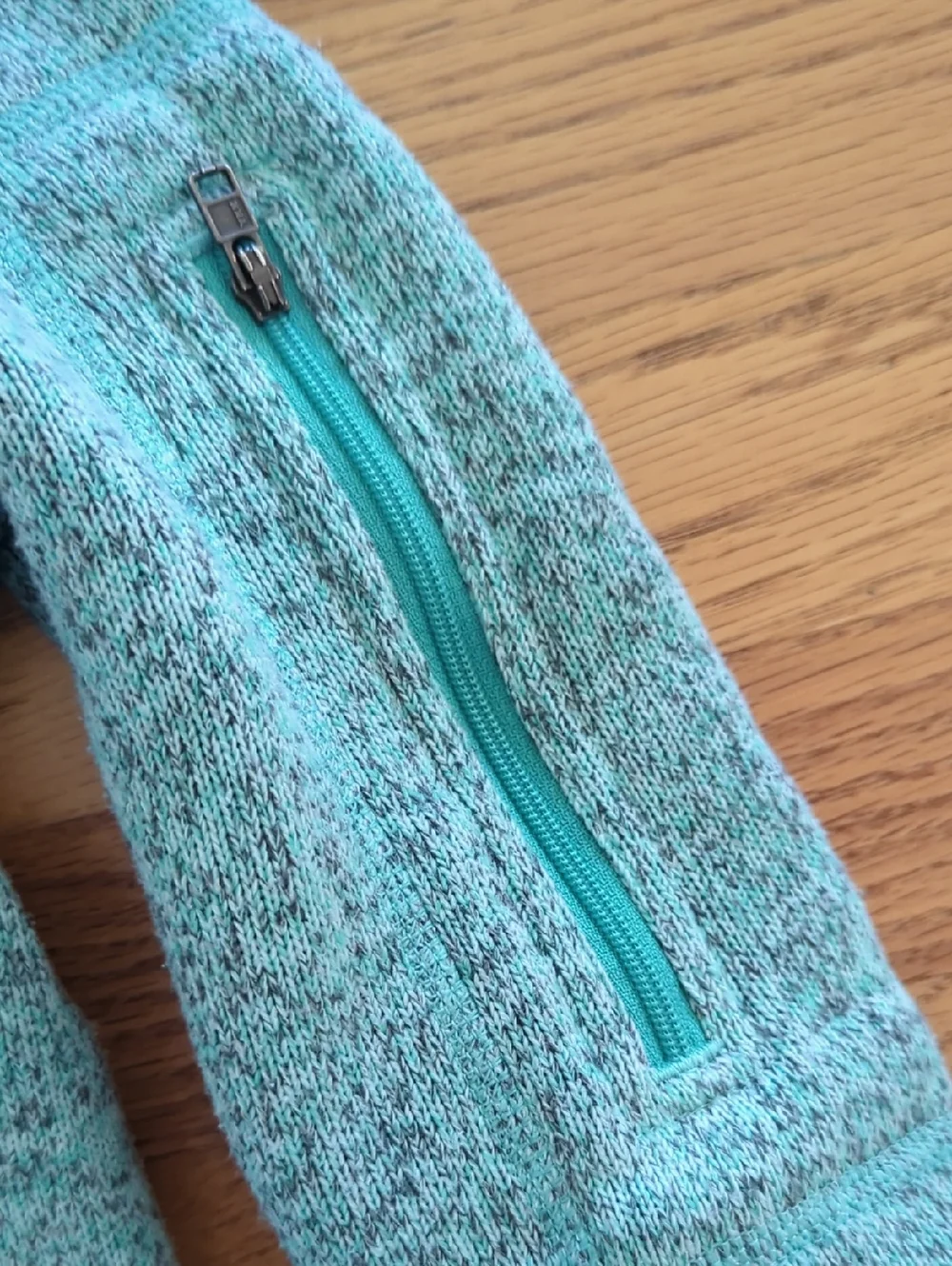 Patagonia Women’s Half-Zip Sweater - Picture 3 of 4